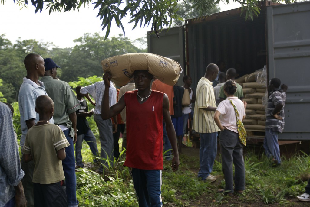 Container ankommer Masanga Sierra Leone 